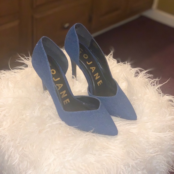 Dark Denim Pump - Picture 2 of 11